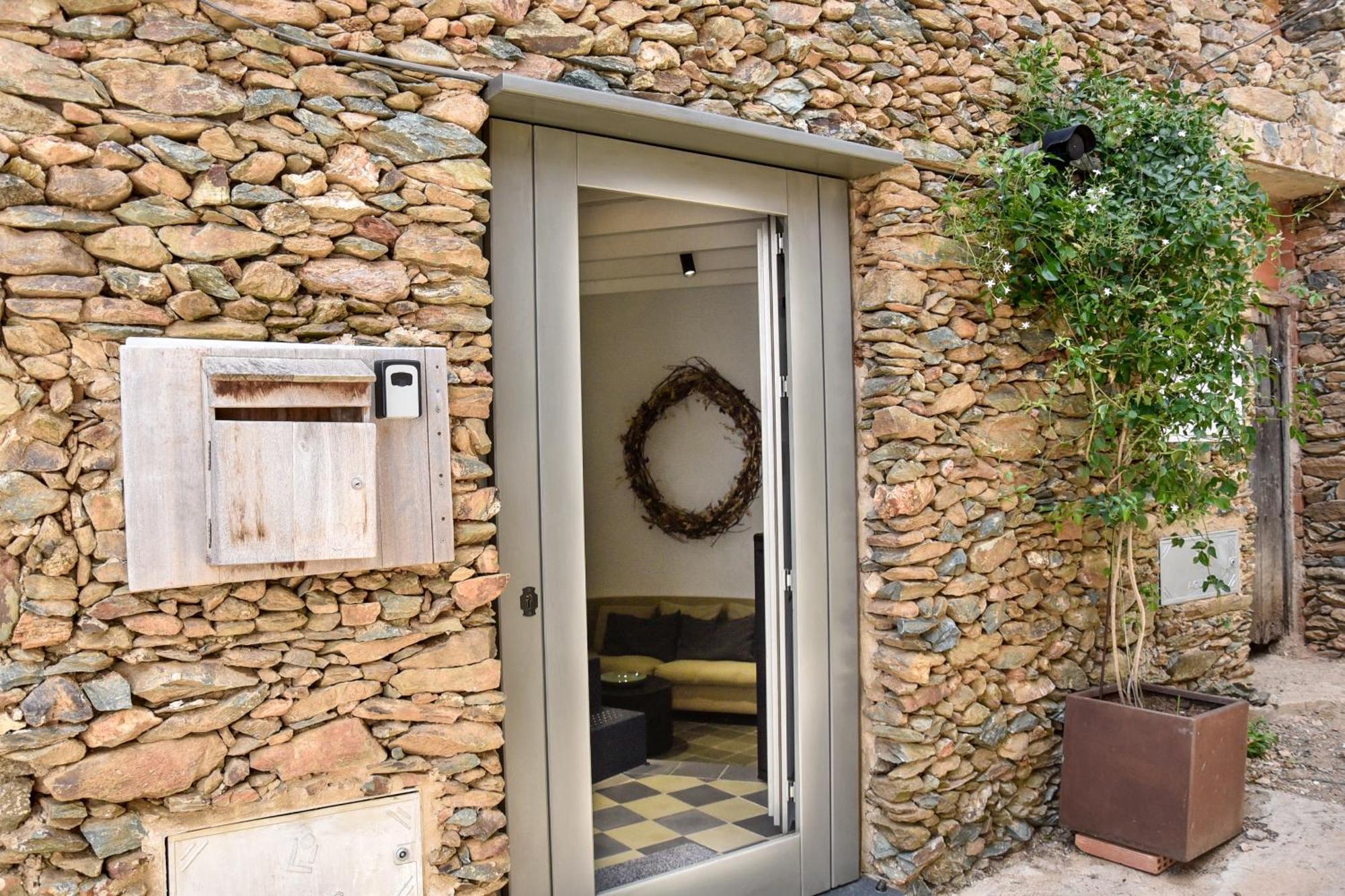 Casa De Piedras By Sierra Viva Desing Βίλα Cortelazor Εξωτερικό φωτογραφία